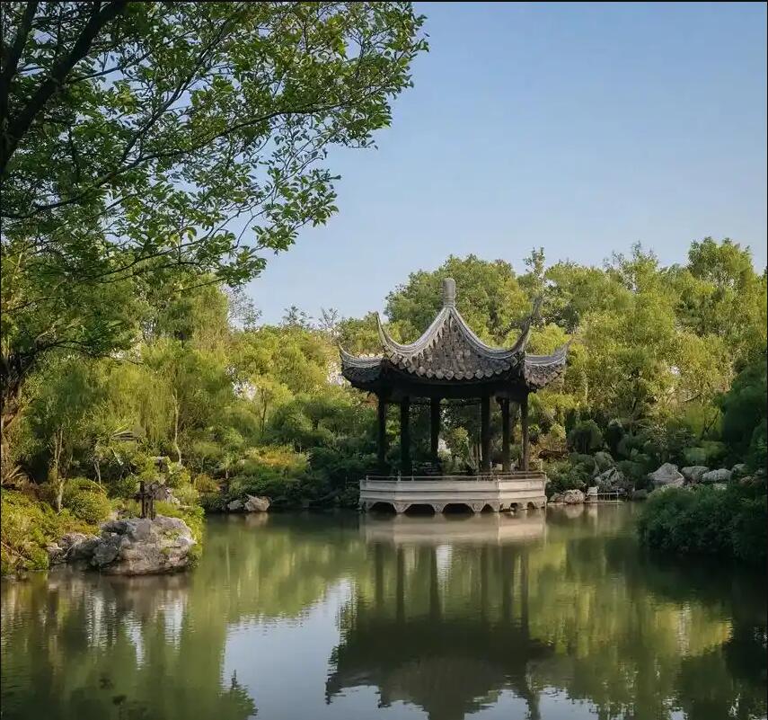 福建沉淀餐饮有限公司